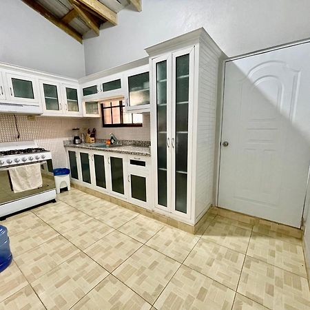 Oasis De Paz 2 Apartment คาราวากวา ภายนอก รูปภาพ